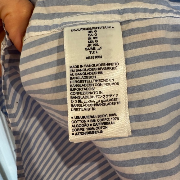 Amazon essentials women’s button down size large - Picture 5 of 6